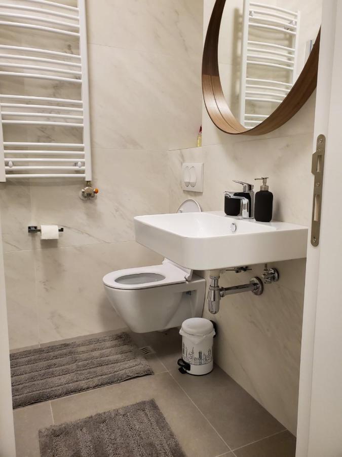 Apartman Natasa Sa Podzemnom Garazom Banja Luka Eksteriør bilde