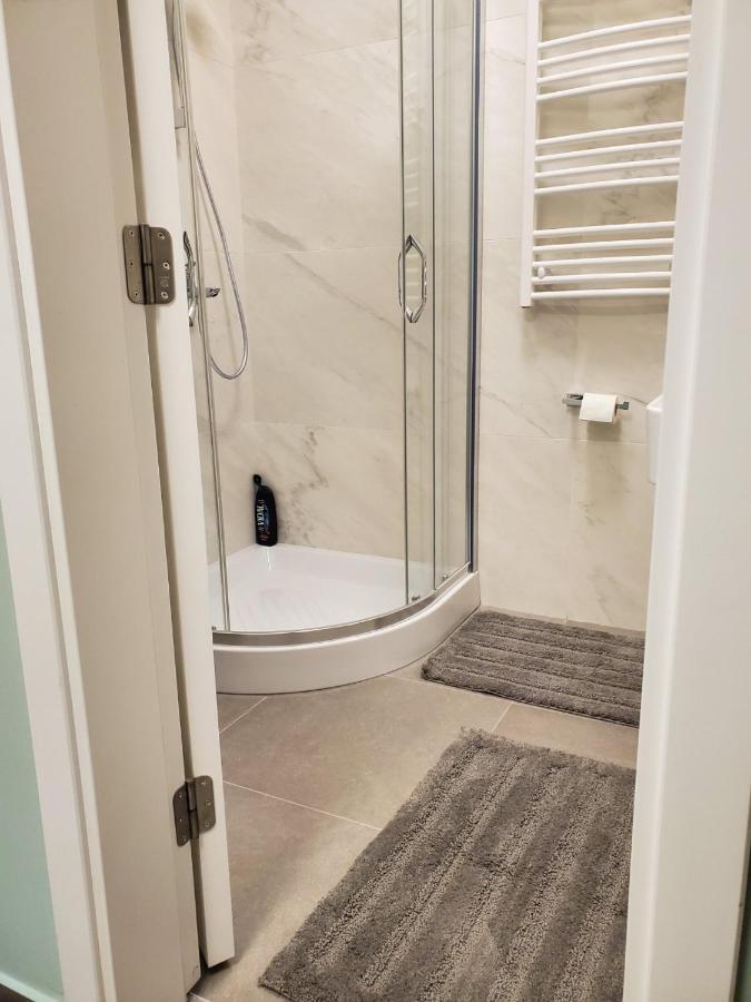 Apartman Natasa Sa Podzemnom Garazom Banja Luka Eksteriør bilde