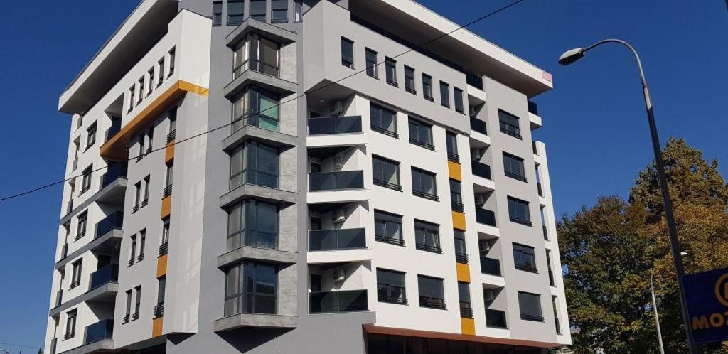 Apartman Natasa Sa Podzemnom Garazom Banja Luka Eksteriør bilde